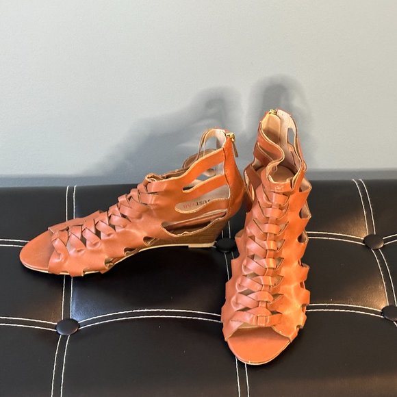 Justfab gladiator sandal - Picture 2 of 4